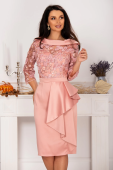 Rochie de soacra Danna rose cu flori de catifea si peplum